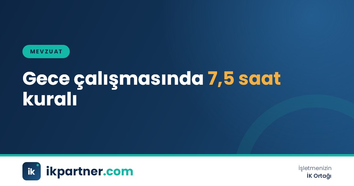 Gece vardiyasında çalışan işçiler ve duvarda 20.00 ile 06.00 arasını gösteren saat