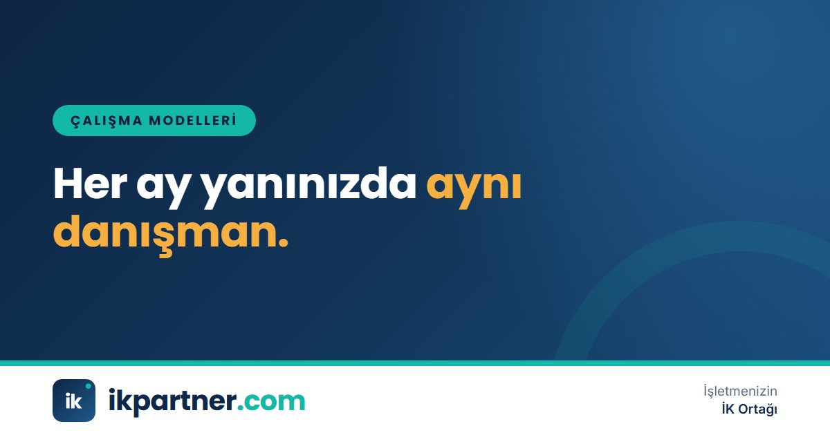 Bir İK danışmanının şirket yöneticisiyle aylık değerlendirme toplantısı yaptığı sahne