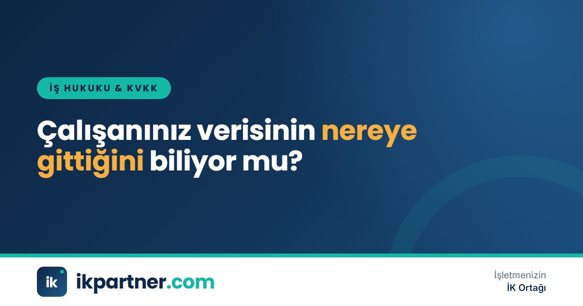 Bir çalışanın KVKK kapsamındaki aydınlatma metnini okuduğu ofis ortamını gösteren görsel