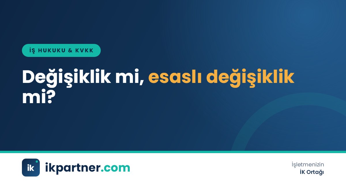 Masada yan yana duran eski ve yeni görev tanımları ile işçinin imza bekleyen değişiklik bildirimi