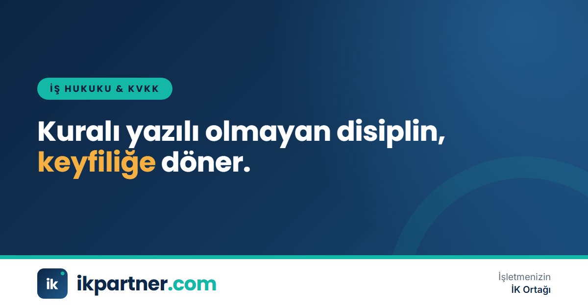Şirket içi disiplin yönetmeliği taslağı üzerinde çalışan İK ekibini gösteren görsel
