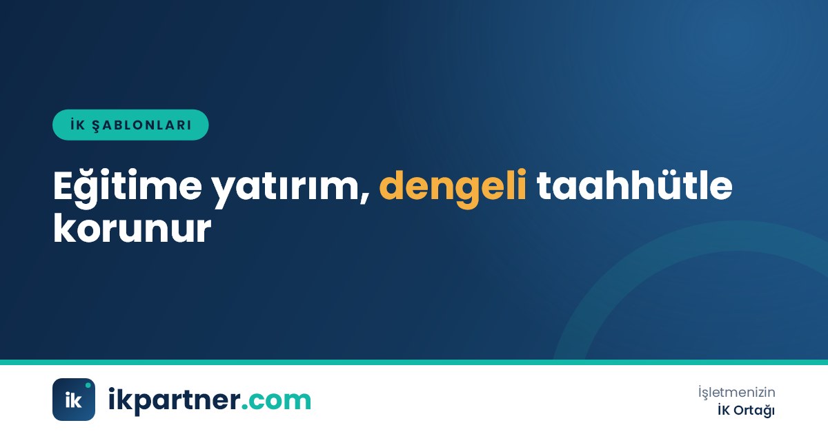 Sertifika programı broşürü, fatura ve imzalanmış eğitim gideri taahhütnamesi bulunan çalışma masası