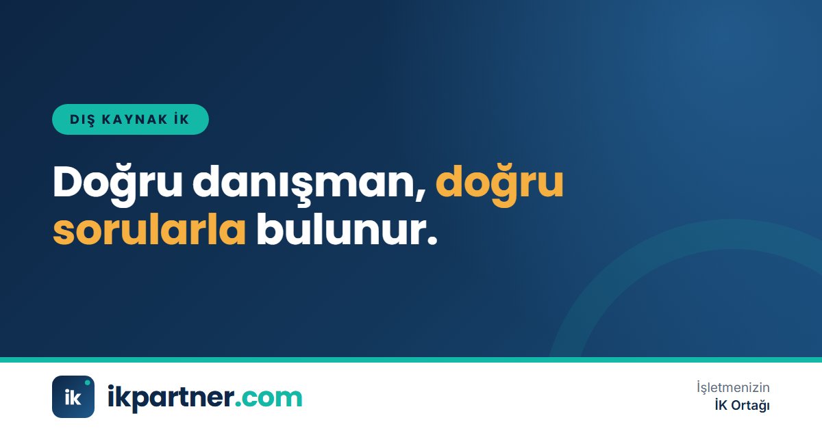Bir yöneticinin İK danışmanı adayıyla görüşme yaparken not aldığı kapak görseli