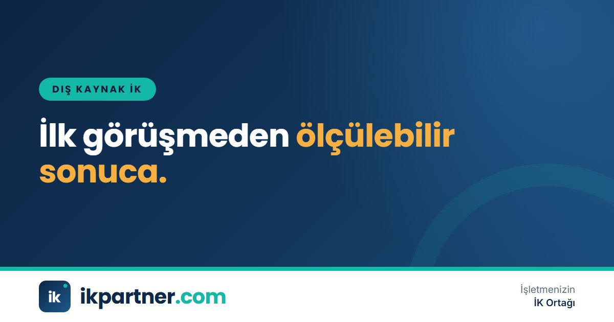 Bir İK danışmanı ile şirket yöneticisinin proje planını birlikte gözden geçirdiği kapak görseli
