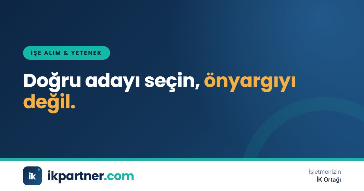 Farklı geçmişlerden adayların eşit koşullarda değerlendirildiği işe alım süreci görseli