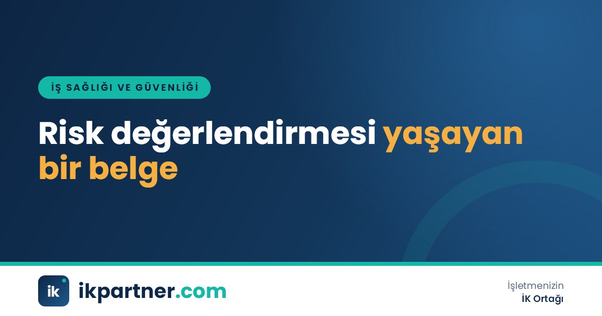 Sahada tehlikeleri not eden risk değerlendirmesi ekibi ve iş güvenliği uzmanı