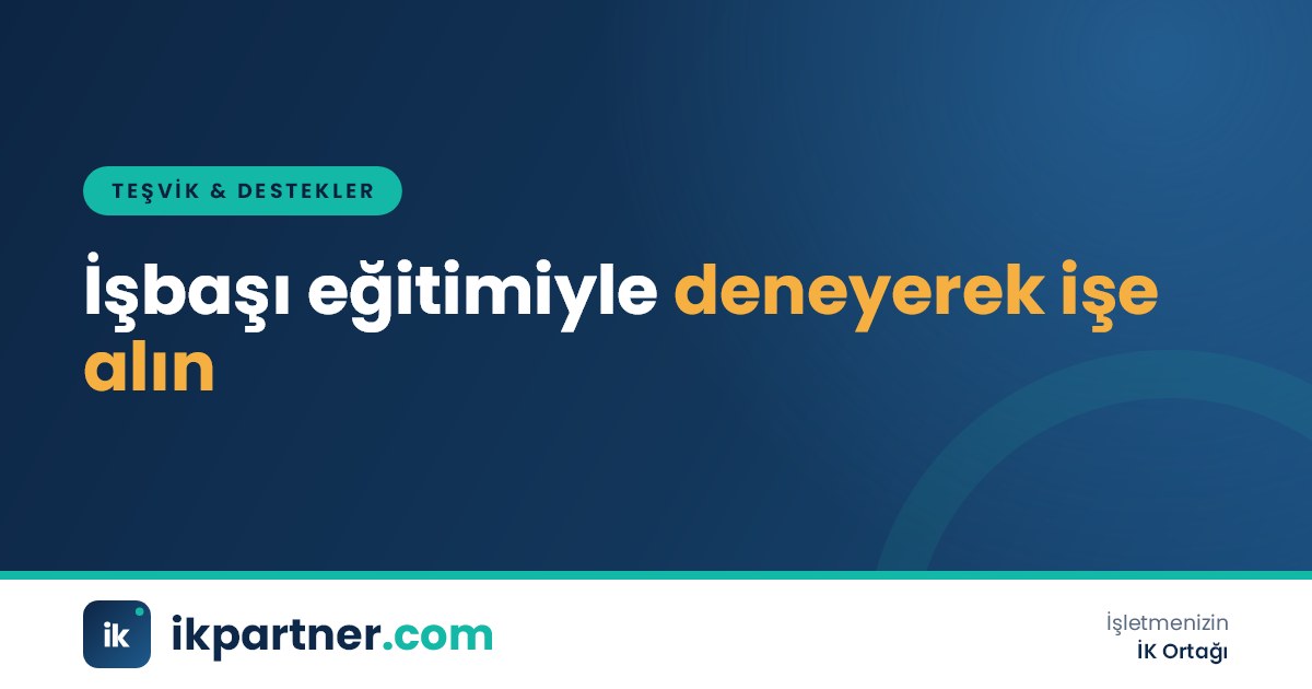 Üretim hattında deneyimli ustanın gözetiminde iş öğrenen genç katılımcı