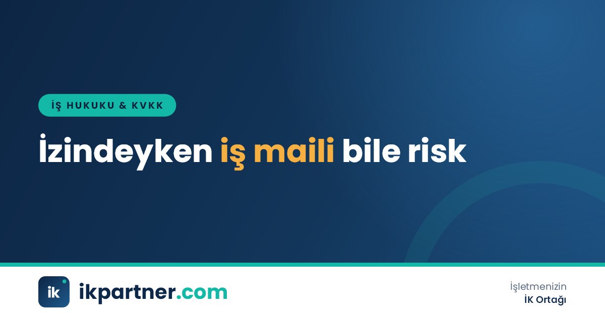 Tatildeki bir çalışanın telefonunda iş bildirimlerini gördüğü sahil manzaralı görsel