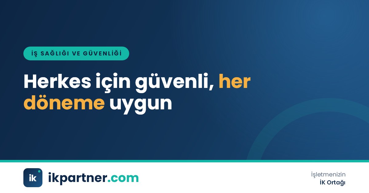 Gebe bir çalışanla iş istasyonu düzenlemesini konuşan işyeri hekimi ve İK sorumlusu