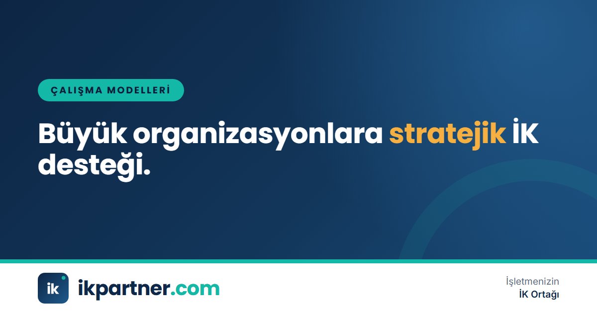 Yönetim kurulu toplantısında İK stratejisi sunan danışman ve üst düzey yöneticiler