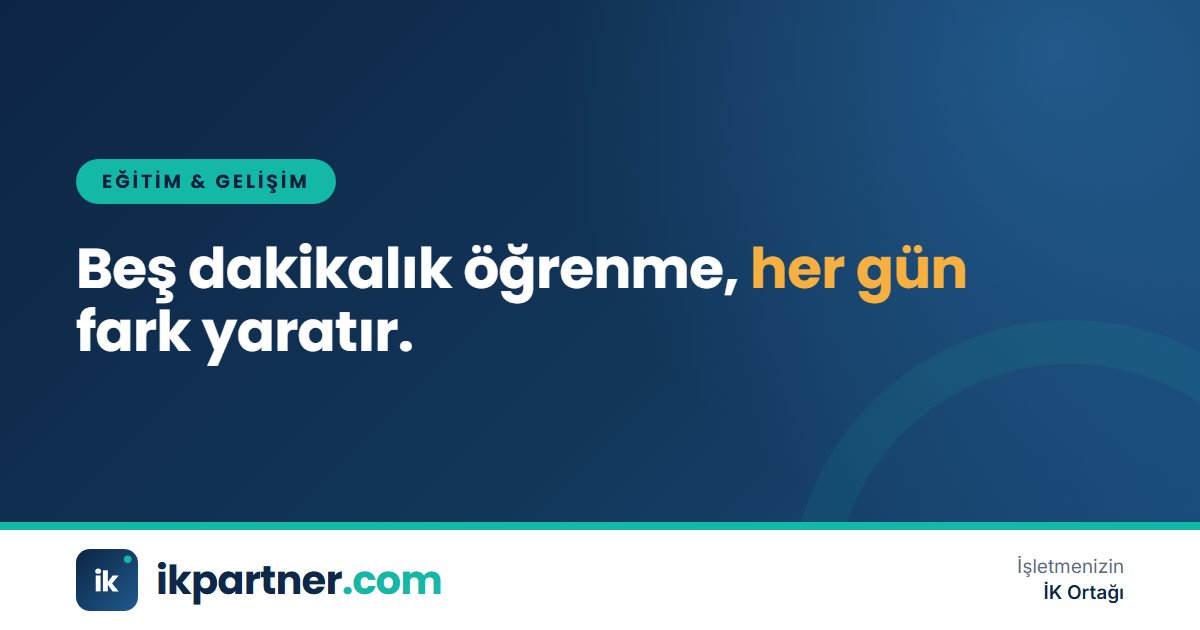 Mola sırasında telefonundan kısa bir eğitim videosu izleyen çalışan