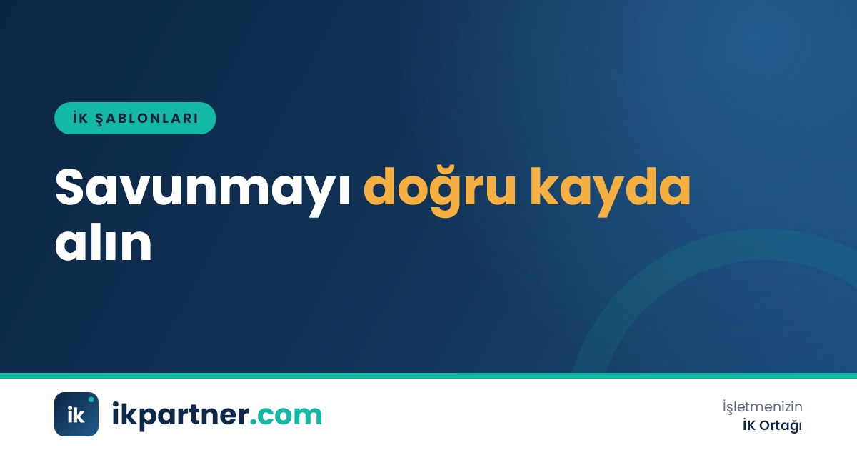 Toplantı masasında karşılıklı oturan İK yetkilisi ve çalışan, önlerinde savunma tutanağı