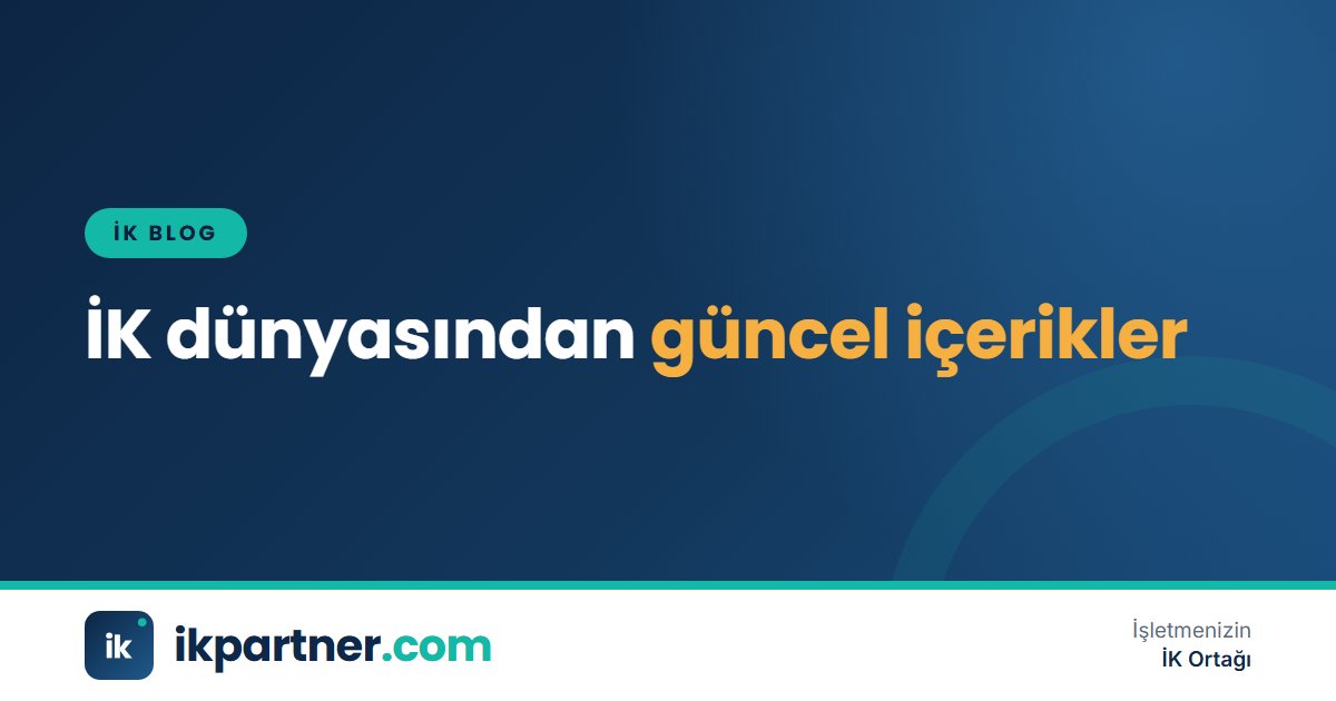 Vardiya çizelgesi, saat ve molalar işaretlenmiş bir planlama tablosu üzerinde çalışan yönetici